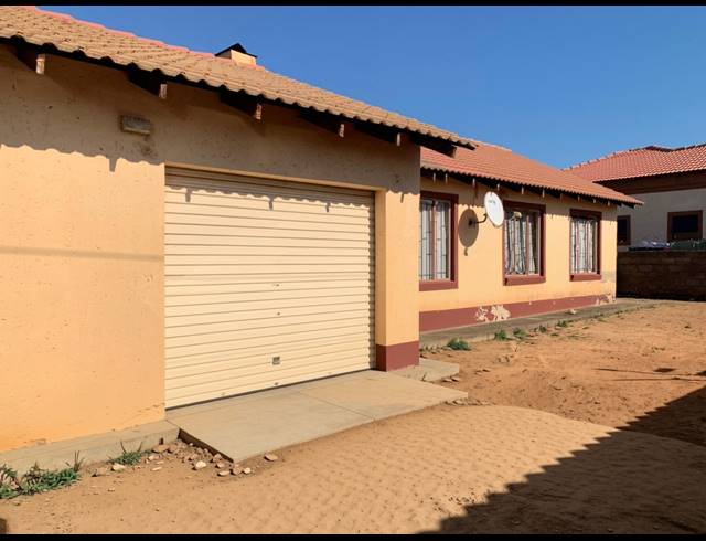 3 BEDROOM HOUSE FOR SALE IN BERGSIG